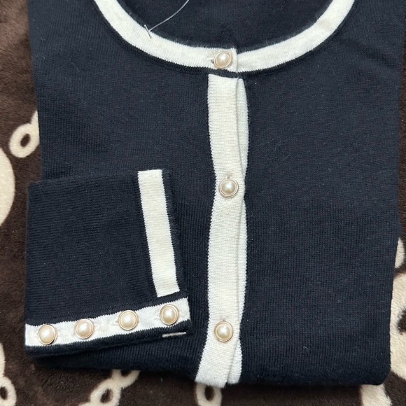 🌺🌺 NWT TALBOTS PEARL BOTOMS CARDIGAN SIZE XS - Picture 2 of 4